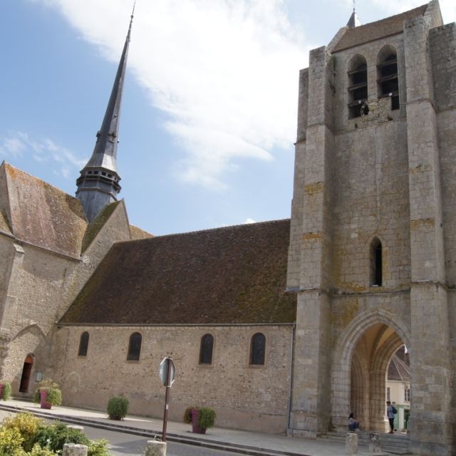 Le bois de la Brandelle
Au cœur d’une grande région agricole dont ce parcours découvre quelques aspects, Égreville présente une halle remarquable, ainsi…

🏃 18,0 km
⏱️ 4h30
📈 Boucle - Difficile

Fiche Rando :
https://www.randonnee-77.com/wp-content/uploads/2020/04/Egreville.pdf

 #ffrandonnee #iloverando #rando77 #dansle77 #randonee #seineetmarne #seineetmarne77 #rando #randonnée