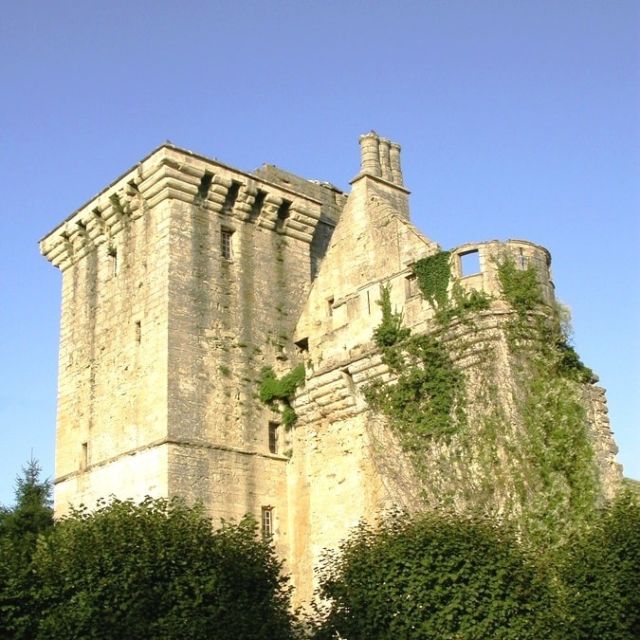 Les « Potier » de Gesvres
Vous apprécierez, grâce à ce petit parcours ombragé, toute la richesse du patrimoine et la diversité d’une nature…

🏃 8,7 km
⏱️ 2h50
📈 Boucle - Facile

Fiche Rando :
https://www.randonnee-77.com/wp-content/uploads/2022/04/Les-Potier-de-Gesvres_04-22-1.pdf

 #ffrandonnee #iloverando #rando77 #dansle77 #randonee #seineetmarne #seineetmarne77 #rando #randonnée
